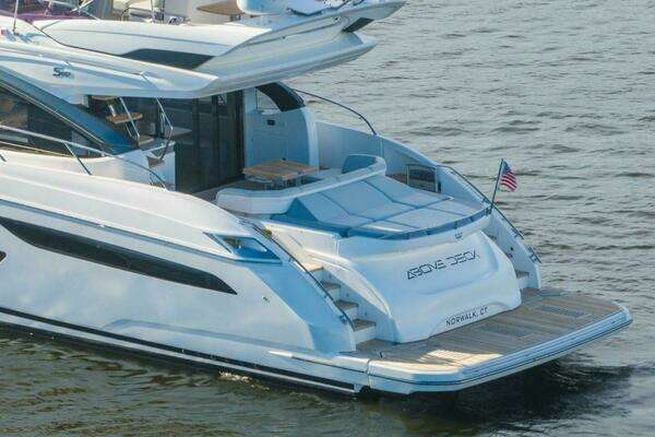 2018 Princess 60