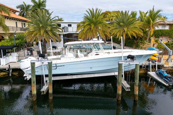 42ft Hydra Sports Yacht For Sale