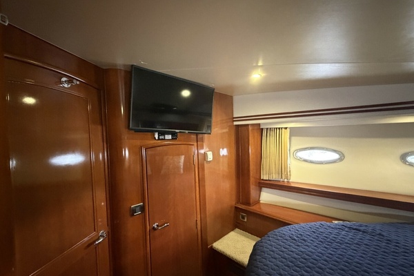 Seas The Day 56ft Carver Yacht For Sale