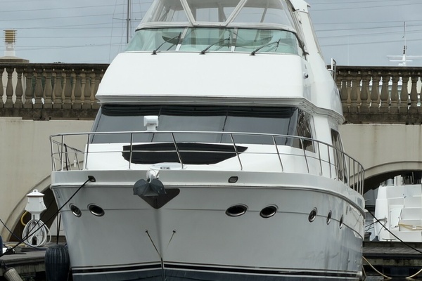 Seas The Day 56ft Carver Yacht For Sale