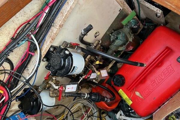 Unruly Julie 40ft Caliber Yacht For Sale