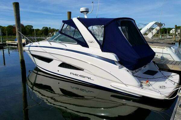 Photo of the 2015 Regal Express "Schooner"