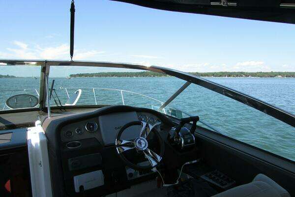 Photo of the 2015 Regal Express "Schooner"