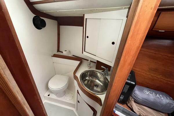 40ft Freedom Yacht For Sale