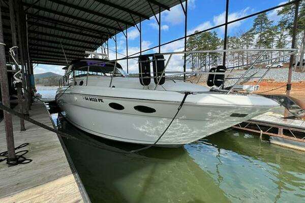 Photo of the 2003 Sea Ray 380 Sundancer