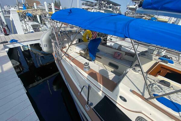 Babe 38ft Island Packet Yacht For Sale