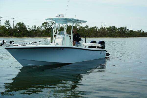 2020 Yellowfin 26