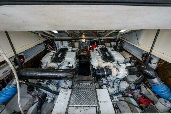 Albemarle 36 Express Yacht For Sale