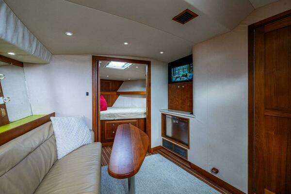 Albemarle 36 Express Yacht For Sale