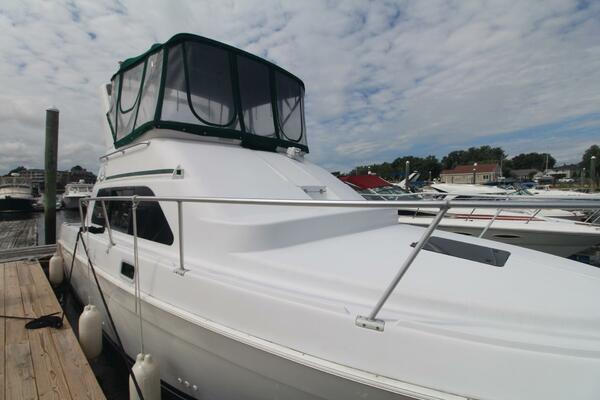 Bella Pazz 31ft Mainship Yacht For Sale
