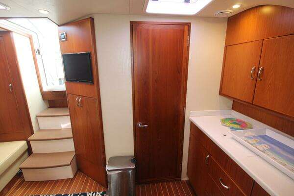 Cabo 40 Hardtop Express Yacht For Sale