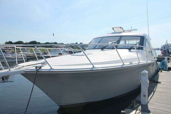 Cabo 40 Hardtop Express Yacht For Sale