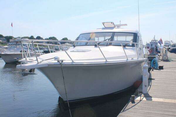 Cabo 40 Hardtop Express Yacht For Sale