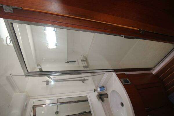 Cabo 40 Hardtop Express Yacht For Sale
