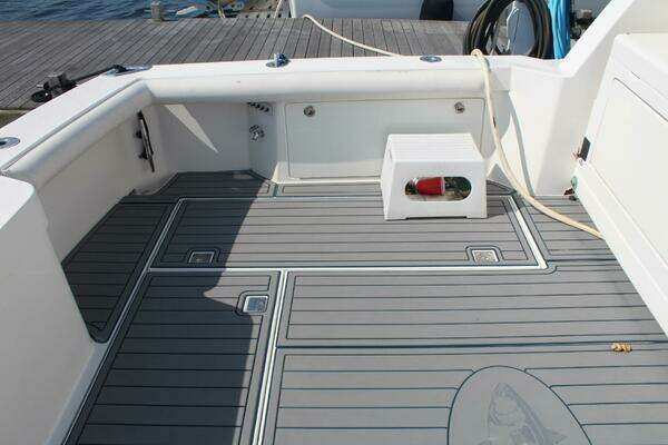 Cabo 40 Hardtop Express Yacht For Sale