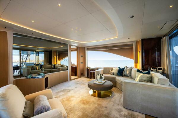 BELLA VITA 116ft Benetti Yacht For Sale
