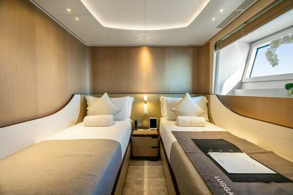 BELLA VITA 116ft Benetti Yacht For Sale