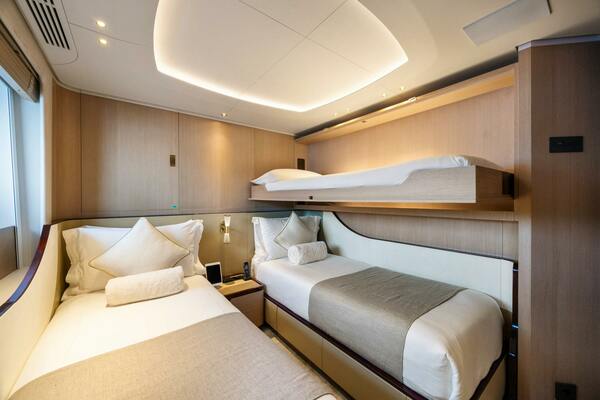 BELLA VITA 116ft Benetti Yacht For Sale