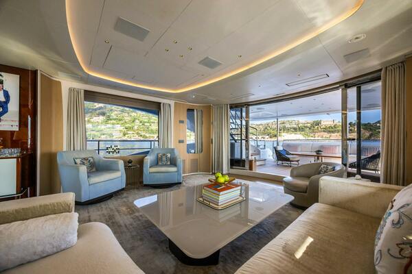 BELLA VITA 116ft Benetti Yacht For Sale