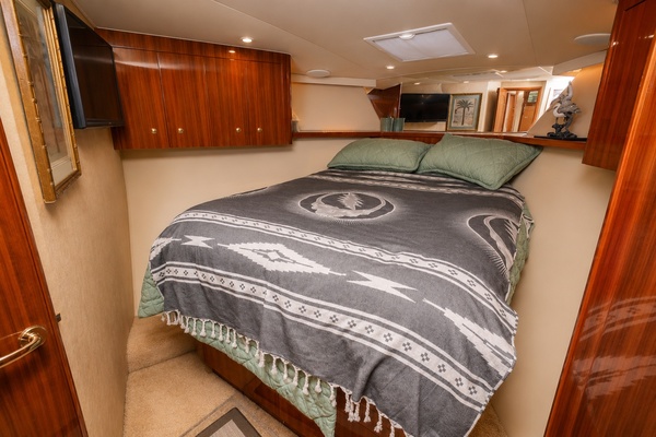 Clean Livin  45ft Viking Yacht For Sale