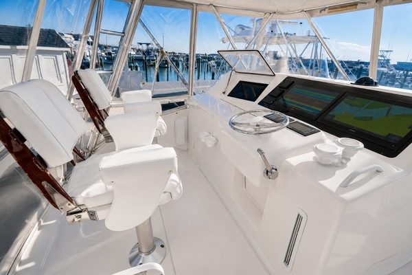 Clean Livin  45ft Viking Yacht For Sale