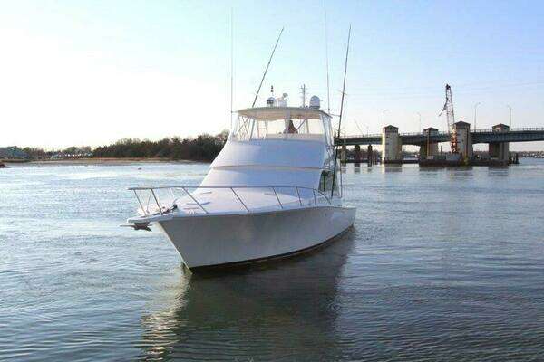 2005 Viking 45