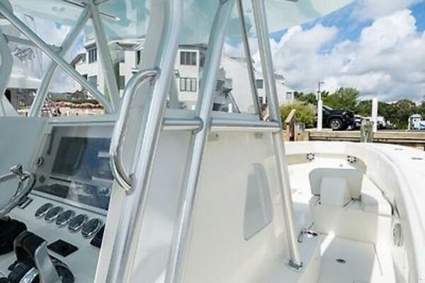 39ft SeaVee Yacht For Sale 39ft SeaVee Yacht For Sale