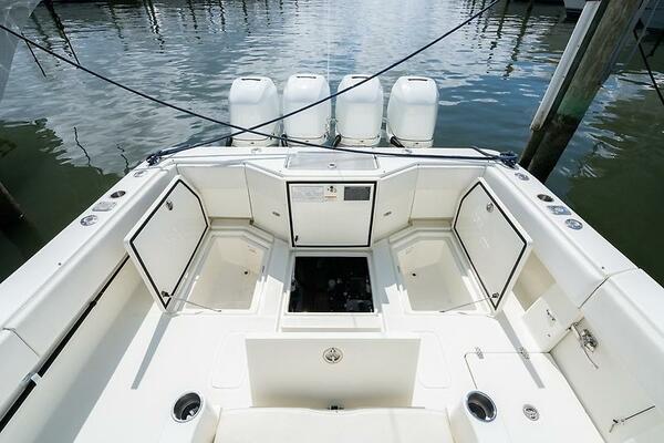 39ft SeaVee Yacht For Sale 39ft SeaVee Yacht For Sale