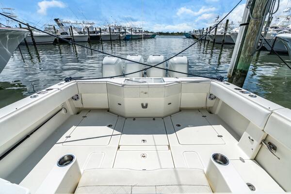 39ft SeaVee Yacht For Sale