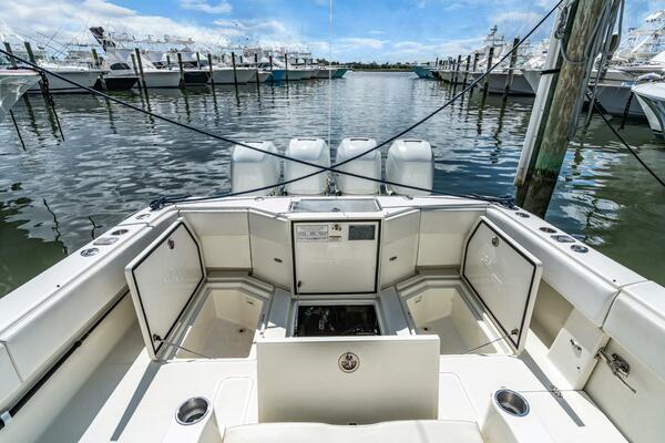 39ft SeaVee Yacht For Sale