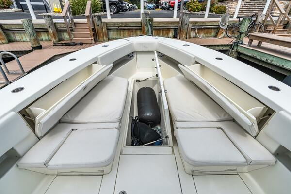 39ft SeaVee Yacht For Sale