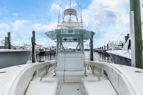 39ft SeaVee Yacht For Sale