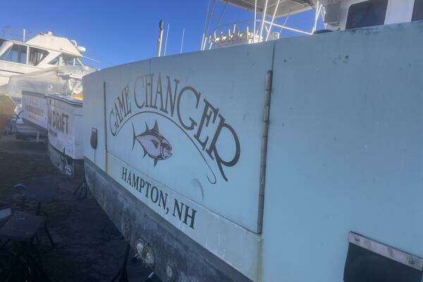 GAME CHANGER 40ft Young Brothers Yacht For Sale