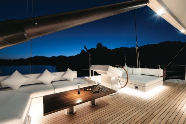 ATLANTIKA 131ft Costruzioni Navali Tigullio Castagnola Yacht For Sale