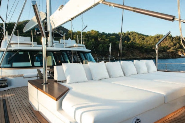 ATLANTIKA 131ft Costruzioni Navali Tigullio Castagnola Yacht For Sale