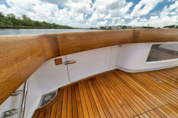 Viking Convertible Yacht For Sale