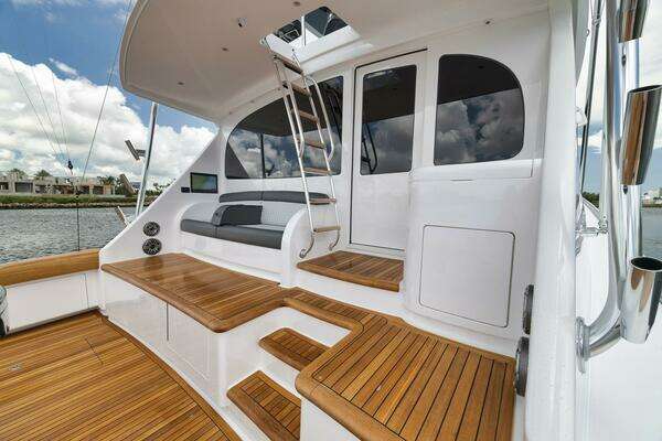 Viking Convertible Yacht For Sale