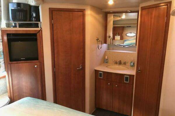 2004 Meridian 45