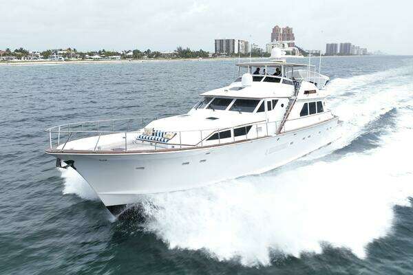 Captivator 84ft Palmer Johnson Yacht For Sale