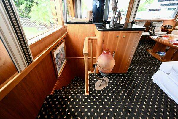 Captivator 84ft Palmer Johnson Yacht For Sale