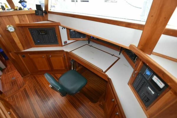 MOONSHOT 60ft Waterline Yacht For Sale