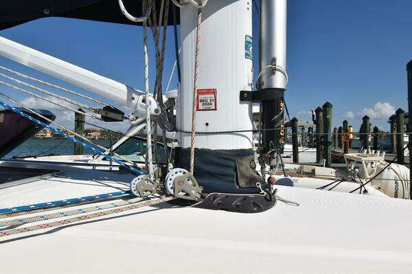 Photo of the 2004 Sabre 386 "ZIA"