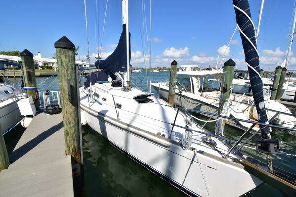 Photo of the 2004 Sabre 386 "ZIA"