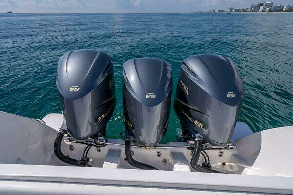 Intrepid 400 Open Yacht For Sale