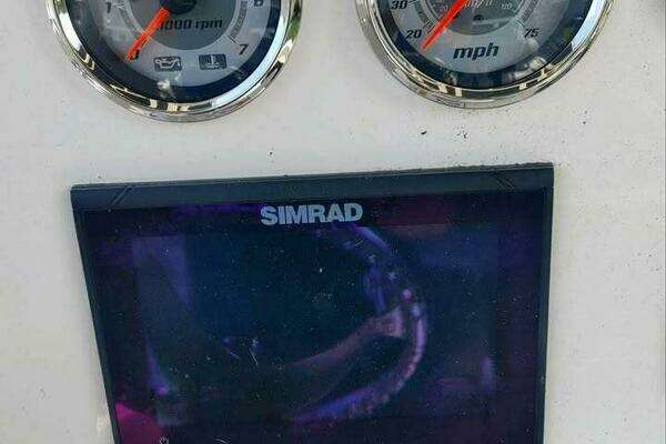 Photo of the 2022 NauticStar 2102 Legacy