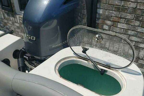 Photo of the 2022 NauticStar 2102 Legacy