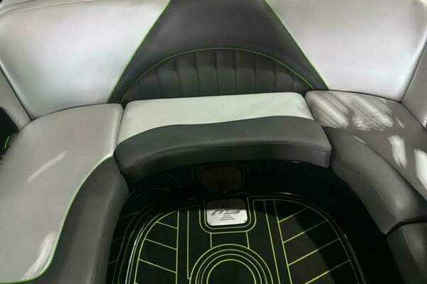 Photo of the 2017 MB MB SPORTS B52 21 Classic