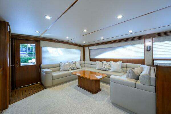 Photo of the 2019 Viking 80 Convertible "LAMPLIGHTER"