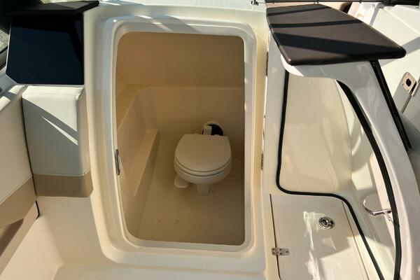 One Moor 24ft Boston Whaler Yacht For Sale One Moor 24ft Boston Whaler Yacht For Sale