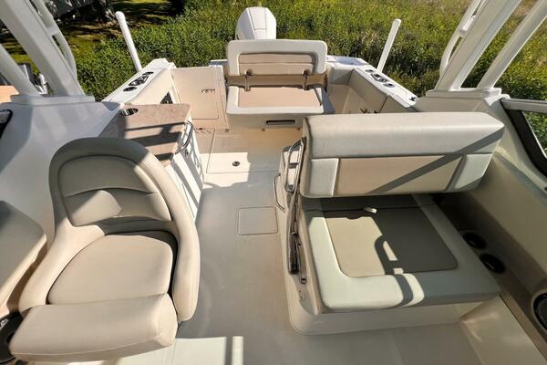 One Moor 24ft Boston Whaler Yacht For Sale One Moor 24ft Boston Whaler Yacht For Sale